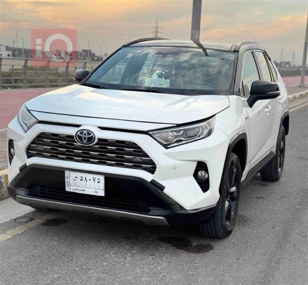 Toyota for sale in Iraq